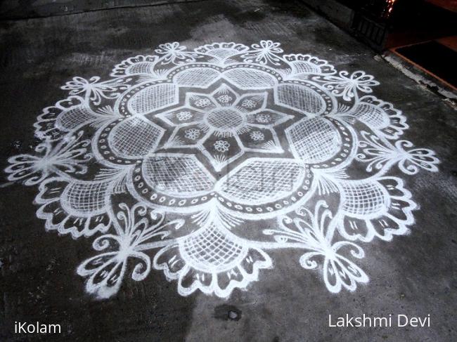 Rangoli: Free hand kolam