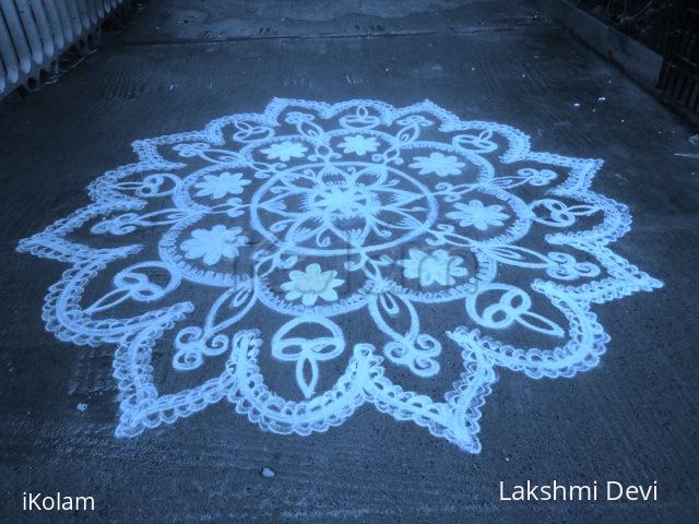 Rangoli: Free hand kolam