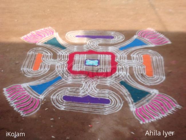 Rangoli: Rangoli with design pattern