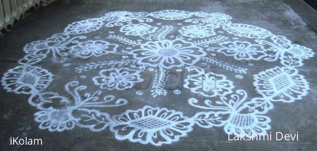 Rangoli: Free hand kolam