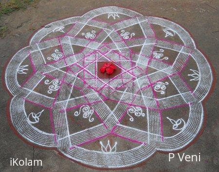 Rangoli: Kuzhal Kolam