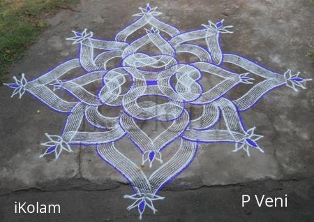 Rangoli: Kuzhal kolam 