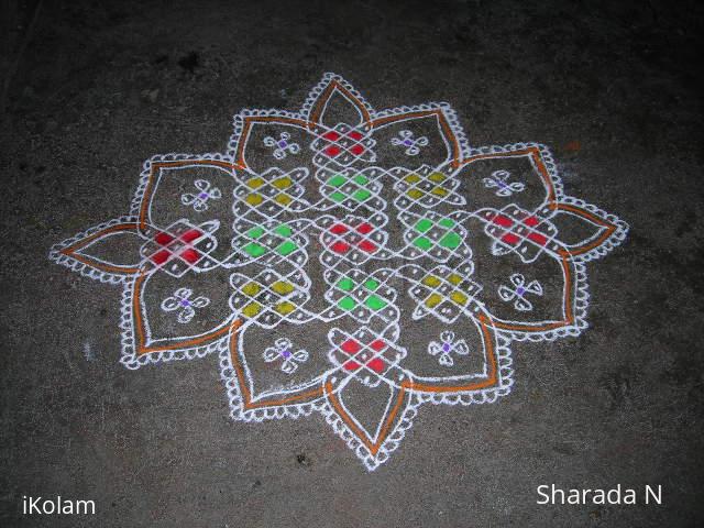 Rangoli: Chikku/Suzhi kolam