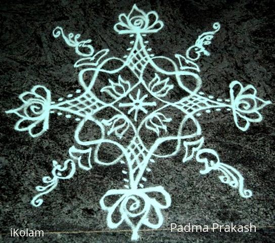 Rangoli: Free Hand kolam