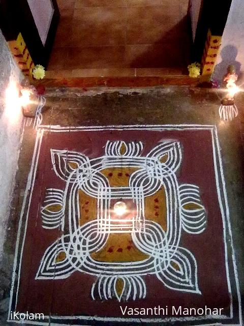 Rangoli: VARALAKSHMI VRATHAM KOLAM