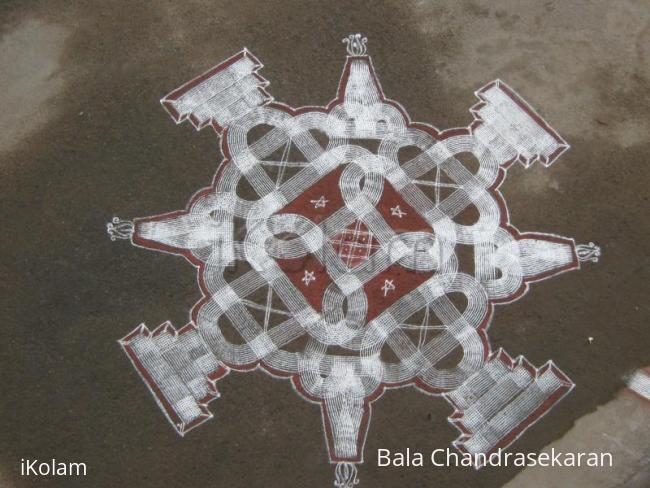 Rangoli: Padi Kolam