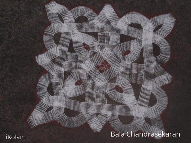 Rangoli: padi-kolam