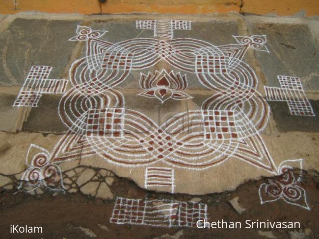 Rangoli: Padi Kolam