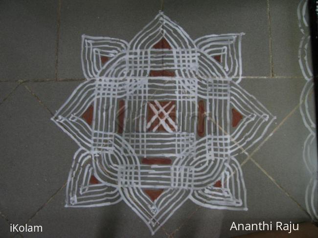 Rangoli: Aadi velli kolam