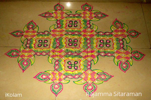 Rangoli: dotted chikku padikolam