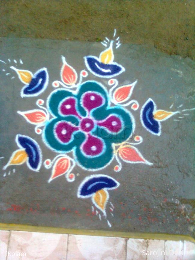 Rangoli: flower