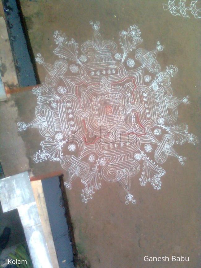 Rangoli: Traditional Kolam