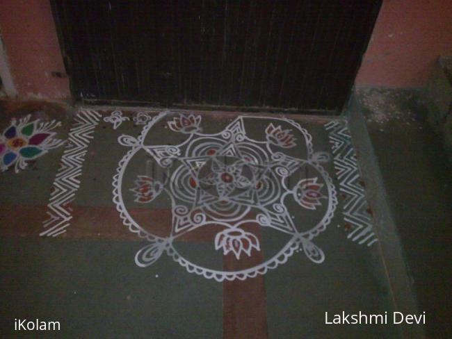 Rangoli: Simple kolam