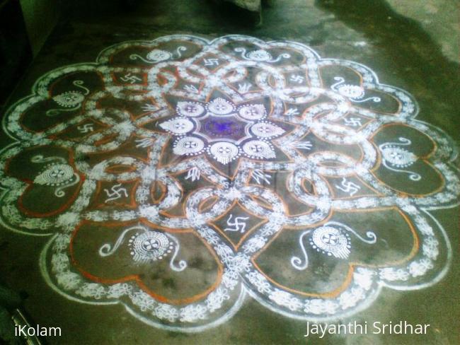 Rangoli: Marghazhi Kolam - 23