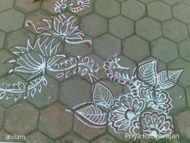 Rangoli: Combination of arisi mavu and rangoli