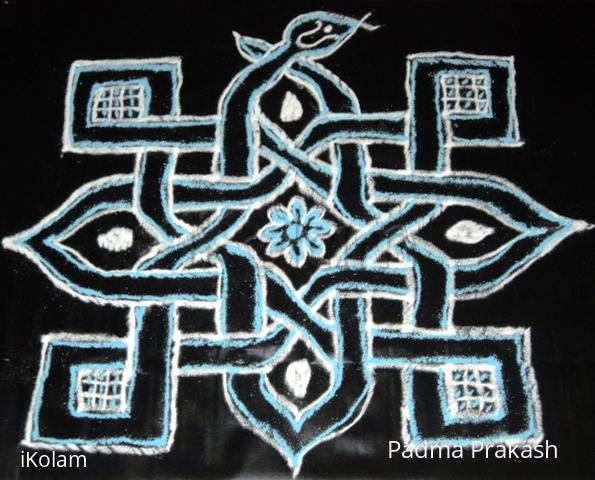 Rangoli: Nagabandha