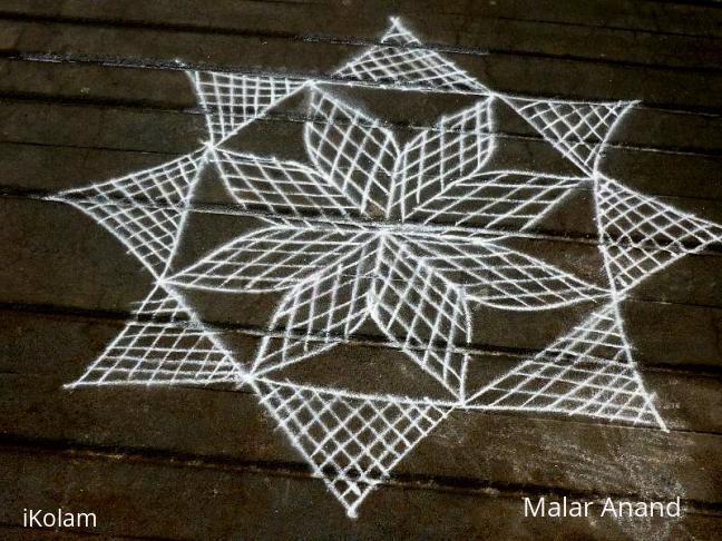 Rangoli: Star kolam