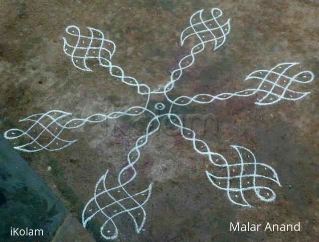 Rangoli: Simple Sikku kolam