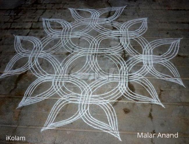 Rangoli: Line kolam