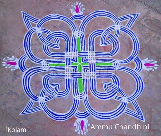 Rangoli: LATA-MAHA'S KOLAM