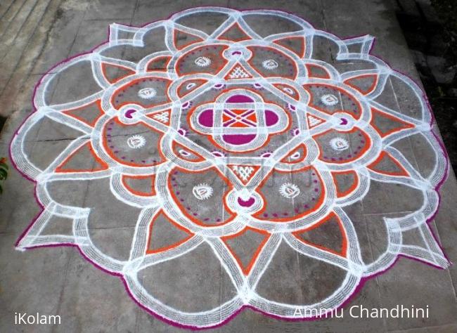 Rangoli: KUZHAL KOLAM