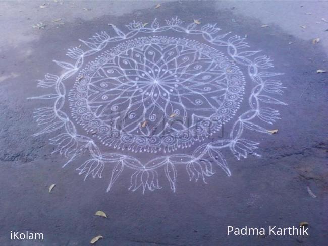 Rangoli: Free hand Rangoli