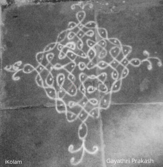 Rangoli: Friday Chikku kolam 