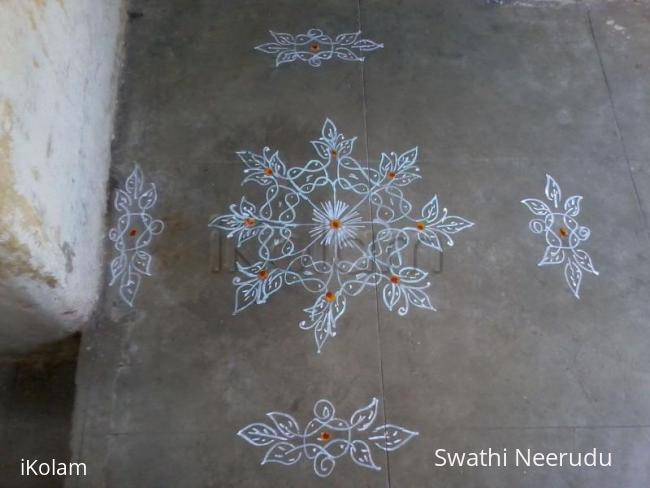 Rangoli: free hand muggu