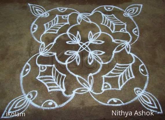 Rangoli: 8 x 8 kolam