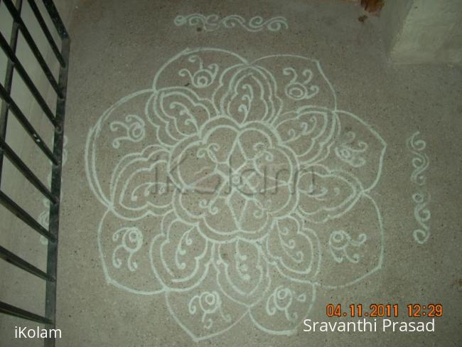 Rangoli: Freehand Kolam