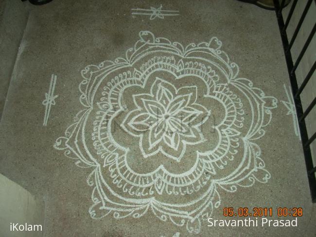 Rangoli: Freehand Kolam