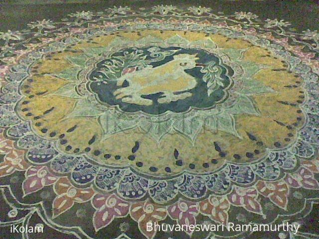 Rangoli: Swan Rangoli