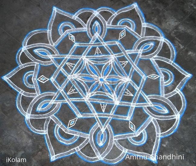 Rangoli: KUZHAL KOLAM