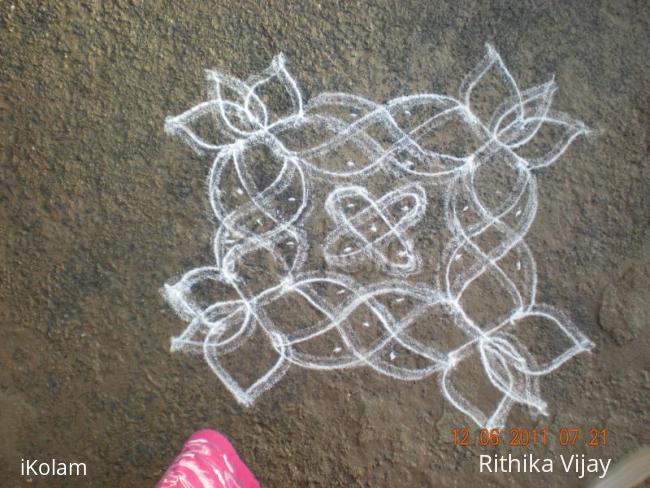 Rangoli: daily kolam