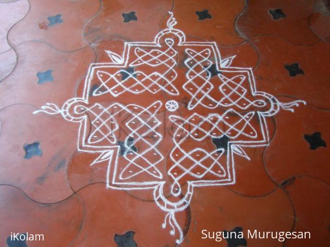 Rangoli: chikku kolam