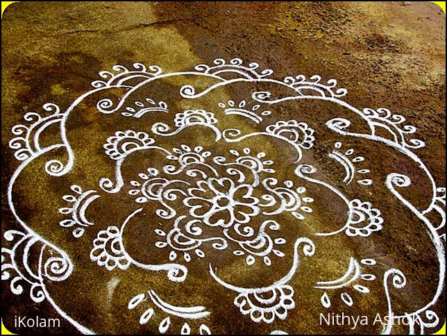 Rangoli: Freehand kolam