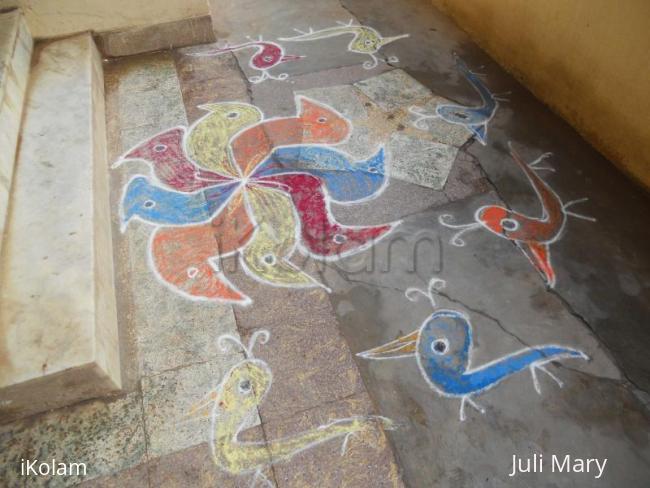 Rangoli: free hand kolam