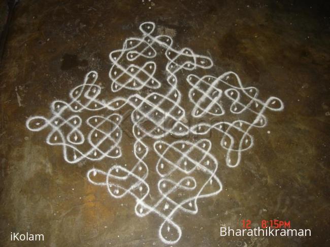 Rangoli: sikku kolam 3