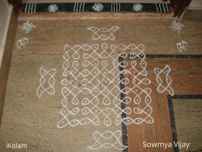 Rangoli: 9*9 kolam