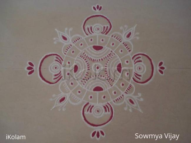 Rangoli: Pooja room kolam