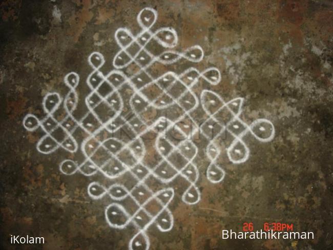 Rangoli: sikku kolam 09