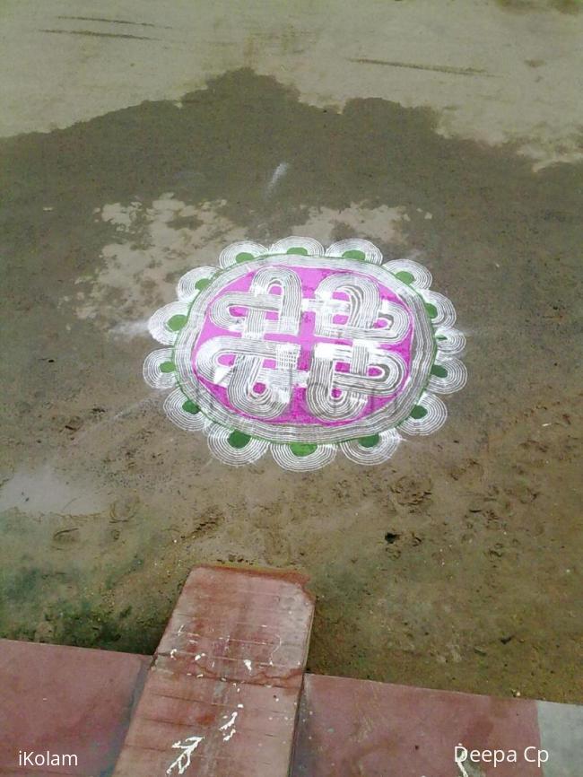 Rangoli: kuzhal kolam1