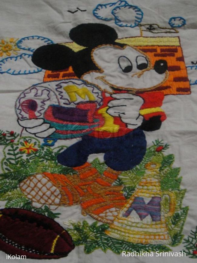 Rangoli: mickey mouse embroidery