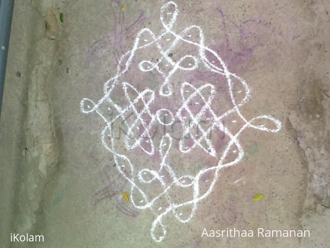 Rangoli: apartment Kolam 2