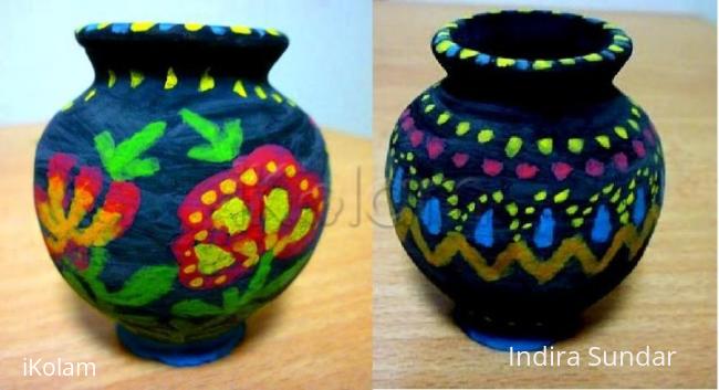 Rangoli: Black pot