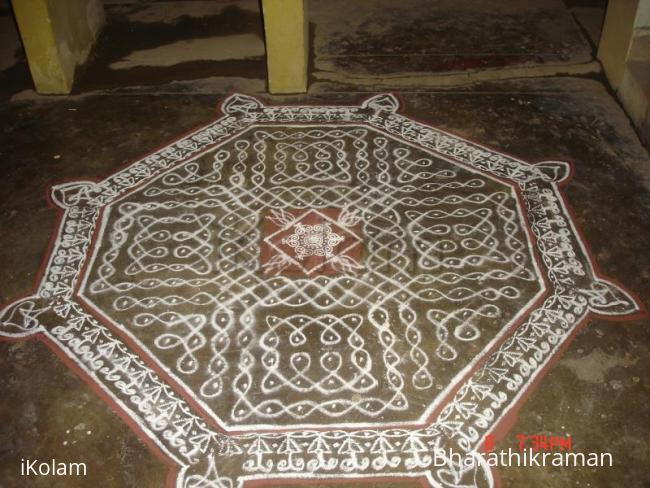 Rangoli: sikku kolam 15