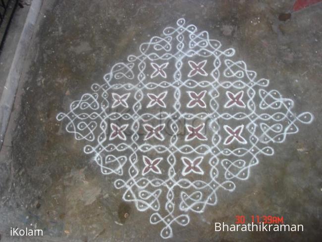 Rangoli: sikku kolam 18