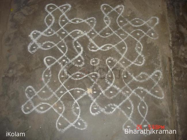 Rangoli: sikku kolam 28