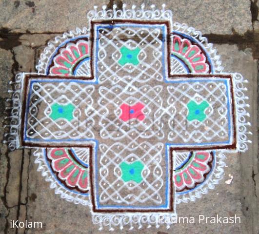 Rangoli: Sikku-kolam-23