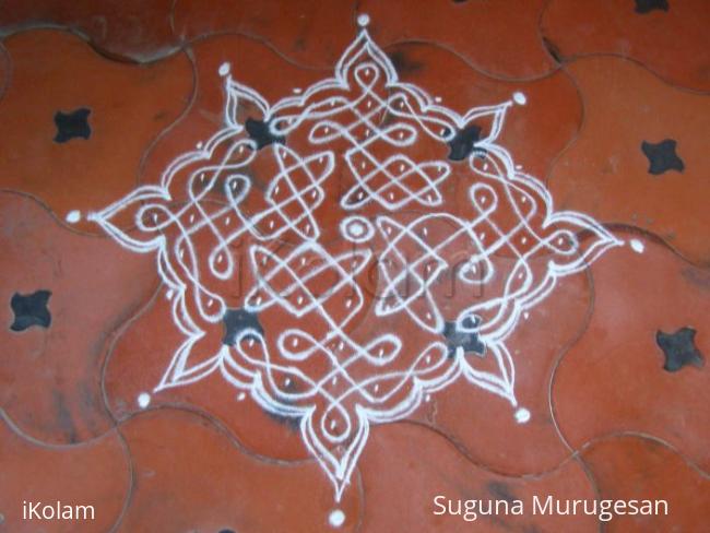 Rangoli: chikku kolam